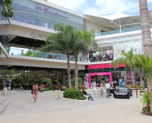 Playa Del Carmen Quinta Alegria Shopping Mall